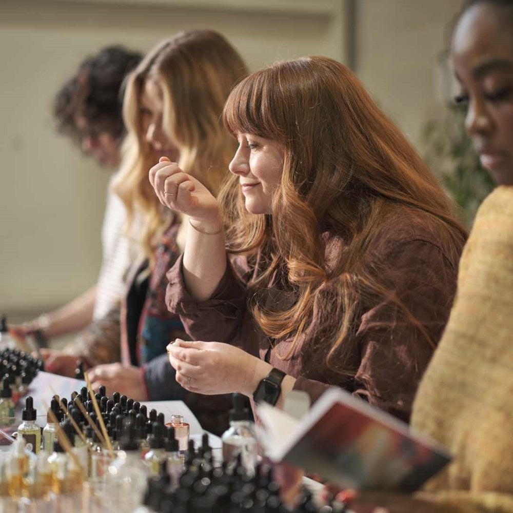 STUDIO Perfume Making Class – APOTHEKE