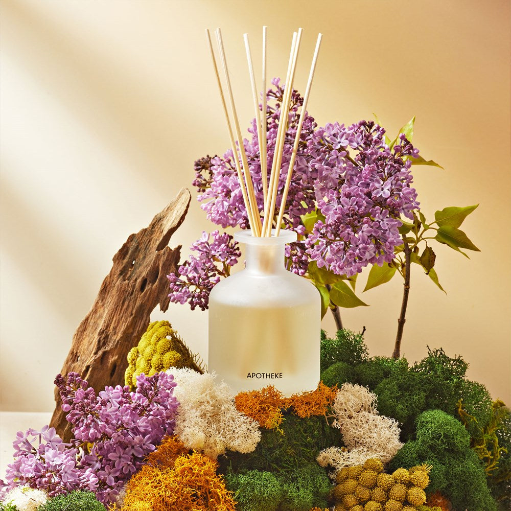 White Vetiver Reed Diffuser – APOTHEKE